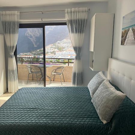 Studio With Fantastic Sea View In Los Gigantes Puerto de Santiago  Extérieur photo