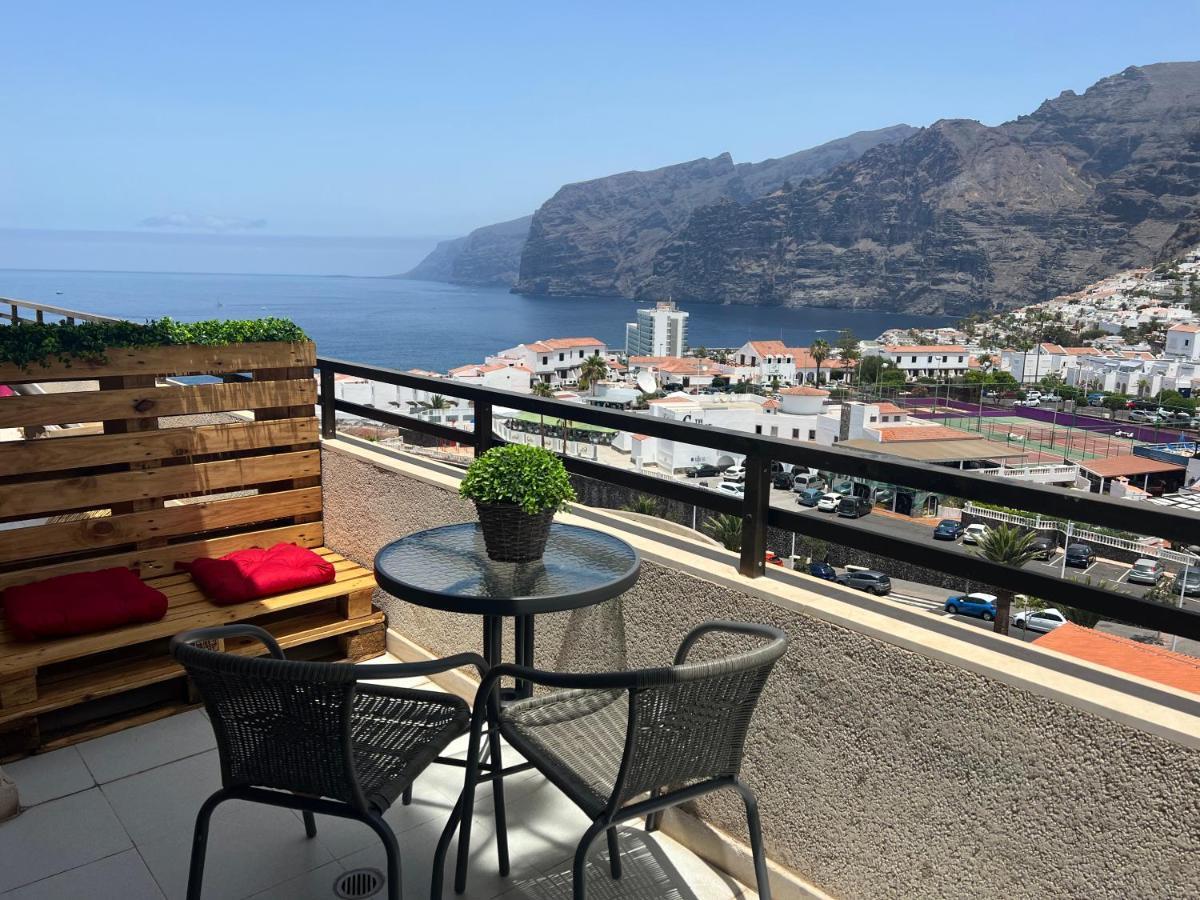 Studio With Fantastic Sea View In Los Gigantes Puerto de Santiago  Extérieur photo